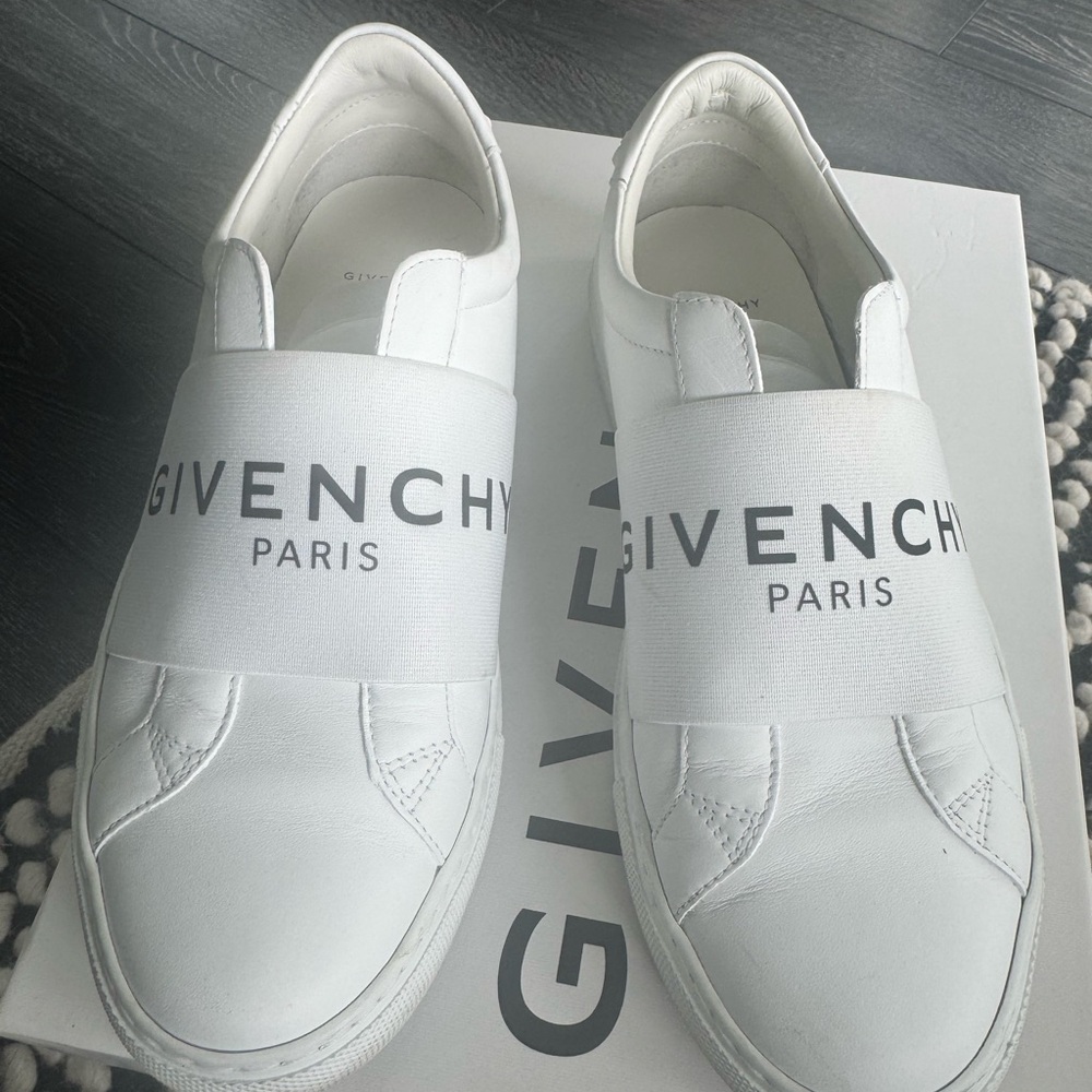 Givenchy Urban Street sneaker